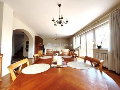 Eladó családi ház Budapest
