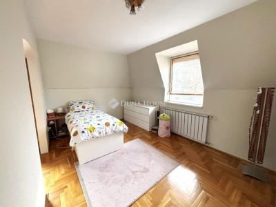 Eladó családi ház Budapest