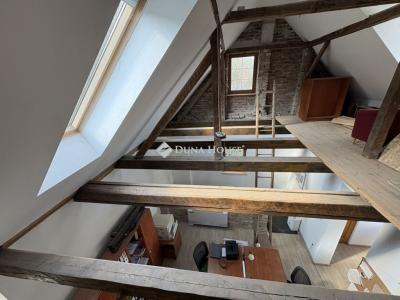 Eladó családi ház Budapest