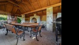 Eladó családi ház Szentendre