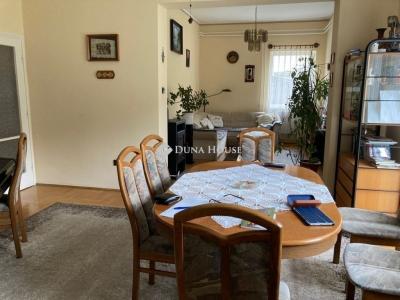 Eladó családi ház Budapest