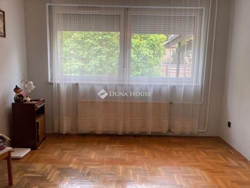 Eladó családi ház Budapest