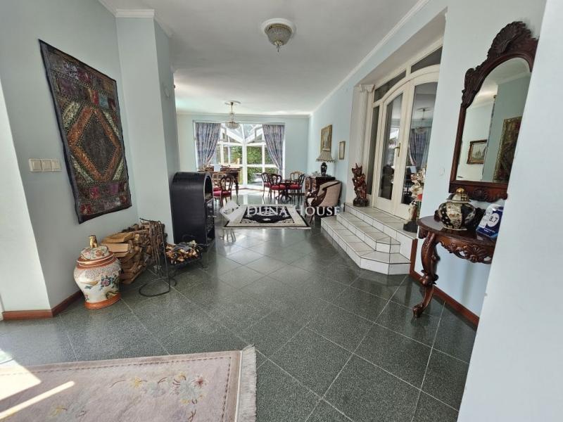 Eladó családi ház Szentendre