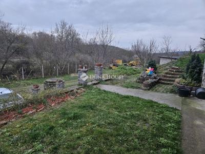 Eladó családi ház Szentendre