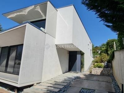 Eladó családi ház Budapest