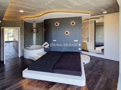 Eladó családi ház Budapest