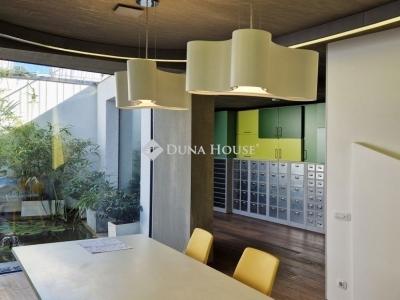 Eladó családi ház Budapest