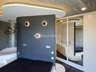 Eladó családi ház Budapest