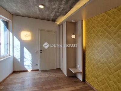 Eladó családi ház Budapest