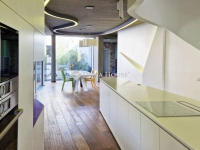 Eladó családi ház Budapest