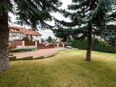 Eladó családi ház Budapest