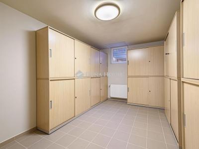 Eladó családi ház Budapest