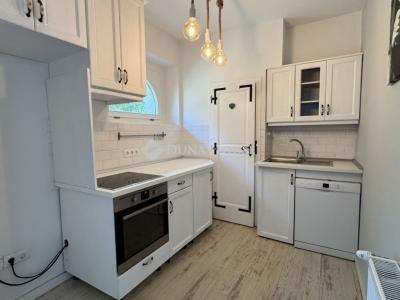 Eladó családi ház Szentendre