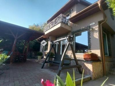 Eladó családi ház Szentendre