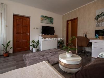 Eladó lakás Dunakeszi