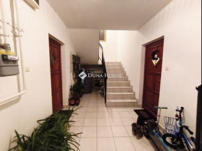 Eladó lakás Dunakeszi