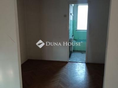Eladó családi ház Budapest