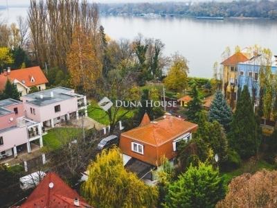 Eladó családi ház Budapest