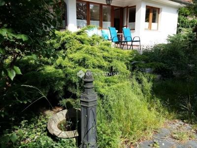 Eladó családi ház Budapest