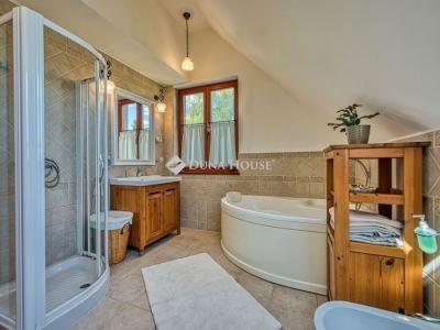 Eladó családi ház Szentendre