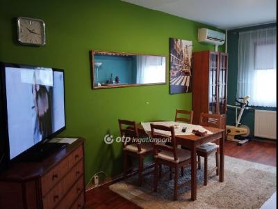 Eladó lakás Székesfehérvár