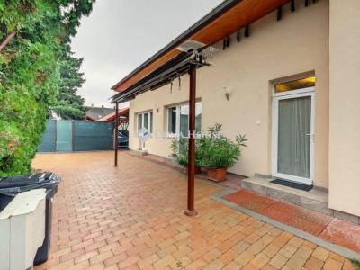 Eladó családi ház Balatonszárszó