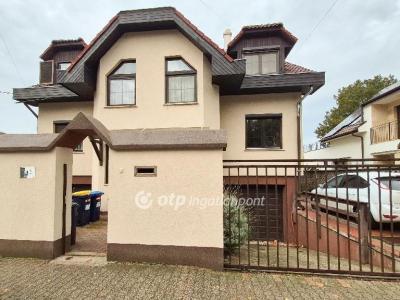 Eladó ikerház Budapest