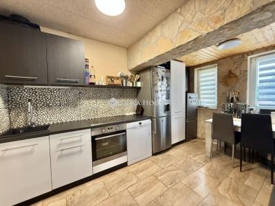 Eladó családi ház Pécs