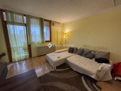 Eladó lakás Kecskemét