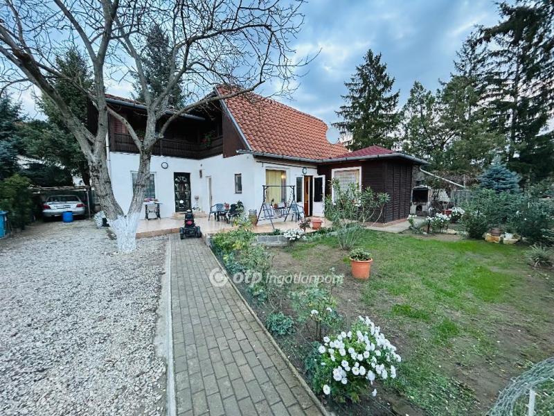 Eladó családi ház Bocskaikert