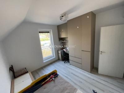 Eladó családi ház Budakeszi