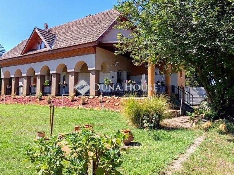 Eladó családi ház Kecskemét