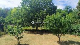 Eladó családi ház Úri