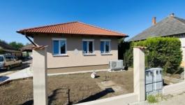 Eladó ikerház Monor