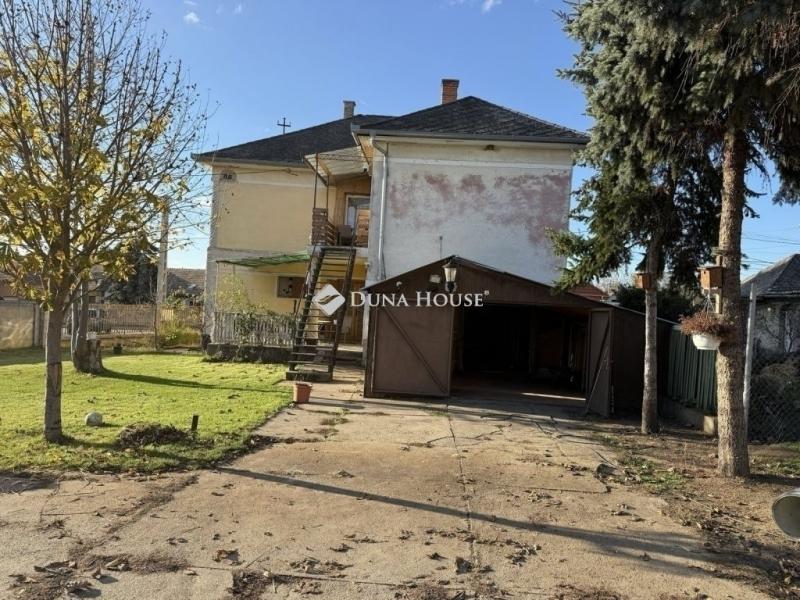 Eladó családi ház Kóka