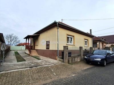 Eladó családi ház Dabas