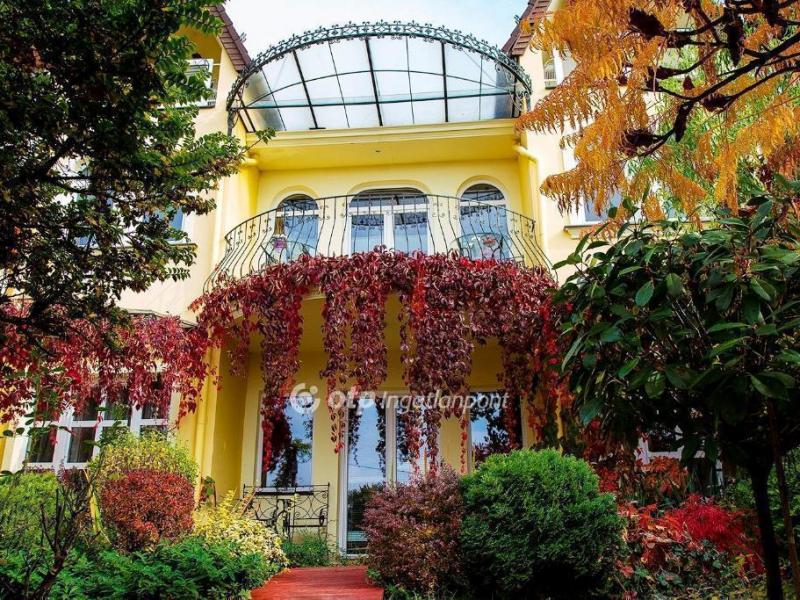 Eladó családi ház Eger