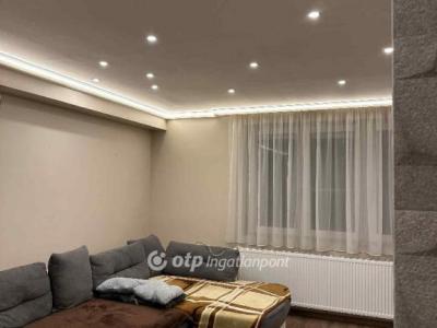 Eladó lakás Eger