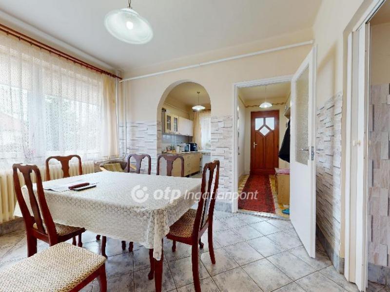 Eladó családi ház Tiszavasvári