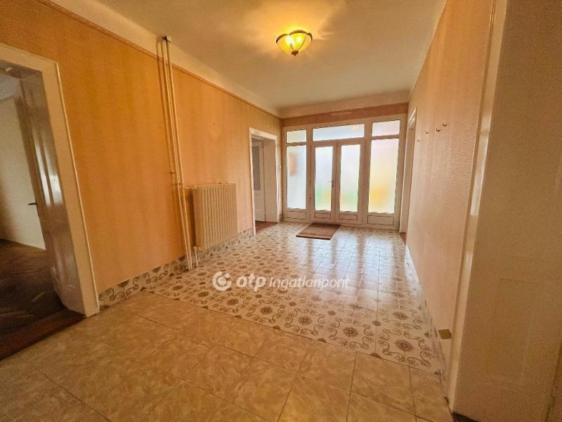 Eladó családi ház Timár