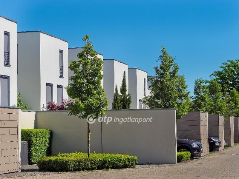 Eladó ikerház Mosonmagyaróvár