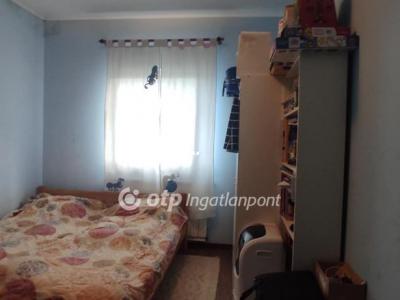 Eladó családi ház Szigethalom