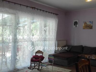 Eladó családi ház Szigethalom