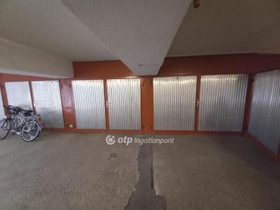 Eladó lakás Debrecen