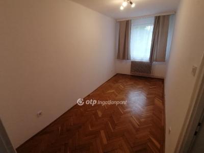 Eladó lakás Debrecen