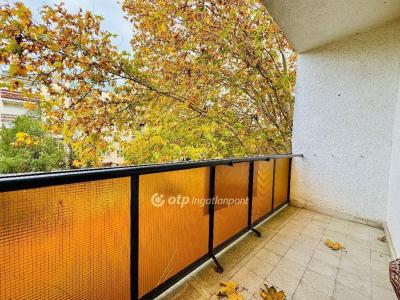 Eladó lakás Debrecen