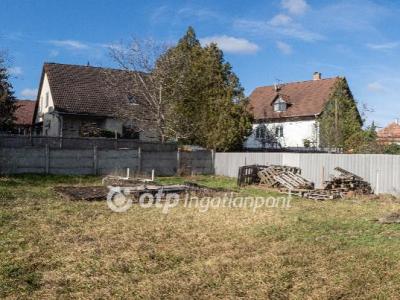 Eladó családi ház Debrecen