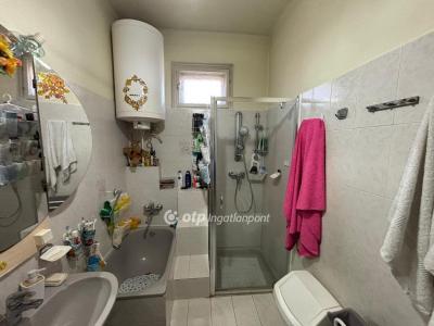 Eladó családi ház Nyíradony