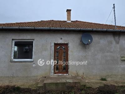 Eladó családi ház Nádudvar