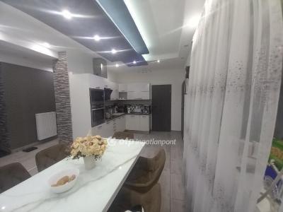 Eladó családi ház Téglás